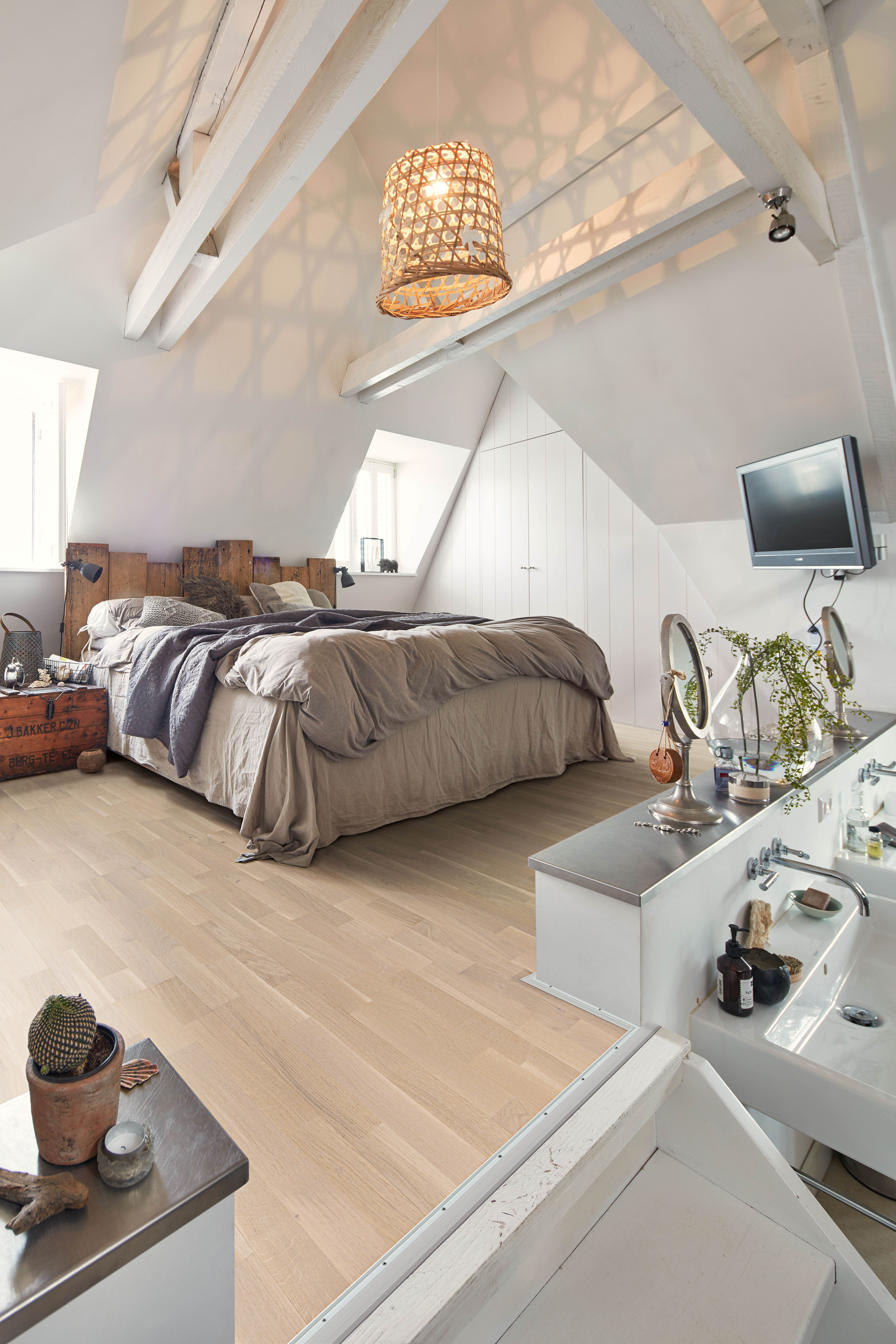 13 mm MeisterParkett. longlife PC 200 ultramattlackiert - Eiche lebhaft cremeweiß 09035_1 13 mm MeisterParkett. longlife PC 200 ultramattlackiert - Eiche lebhaft cremeweiß 09035_1